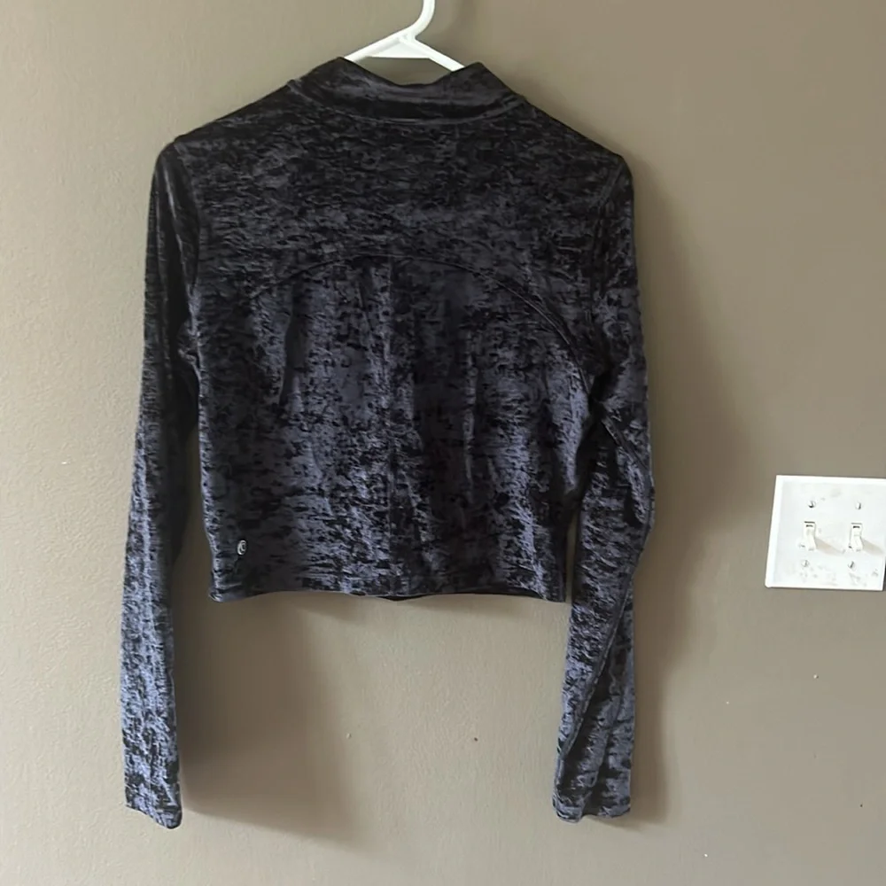 Lululemon All Aligned Mock Neck Crushed Velvet Long Sleeve Black, Size 10